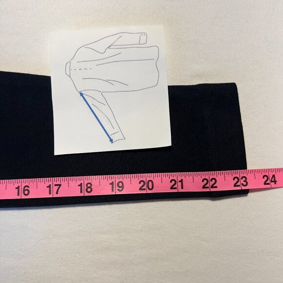 Lauren Ralph Lauren Split V-Neck Tee  Black goth neutral Dark fashion | Size M - Picture 7 of 7